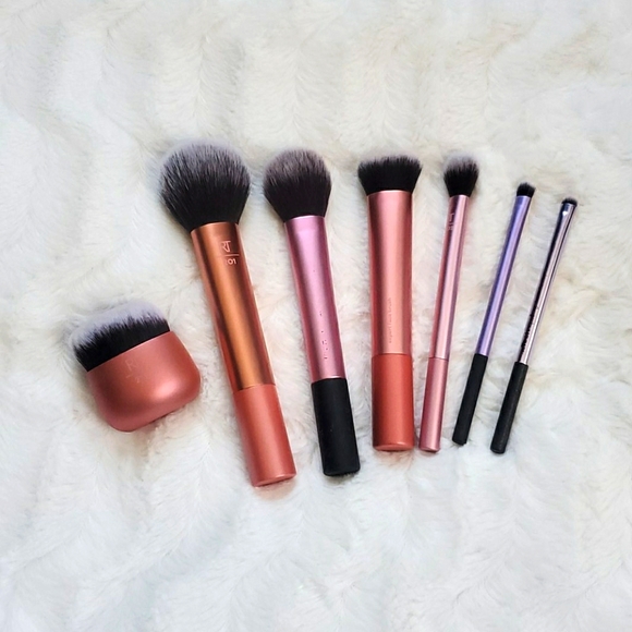 Real Techniques Other - Real Techniques Makeup Brushes